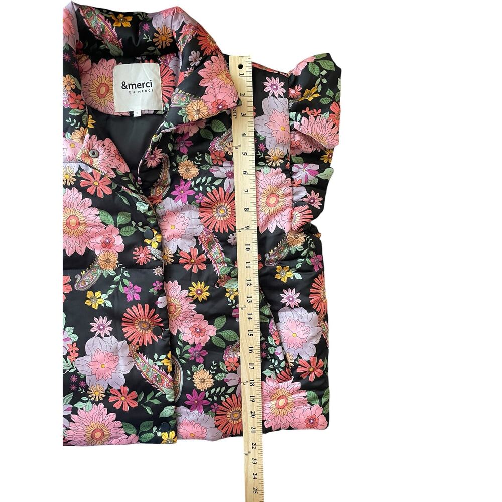 &merci Floral Puffer Vest Ruffle Flutter Sleeve Snap Front Size Small - Picture 4 of 5
